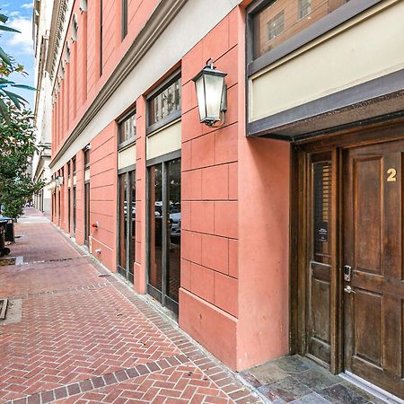 Chuck'S Place New Orleans Exterior photo